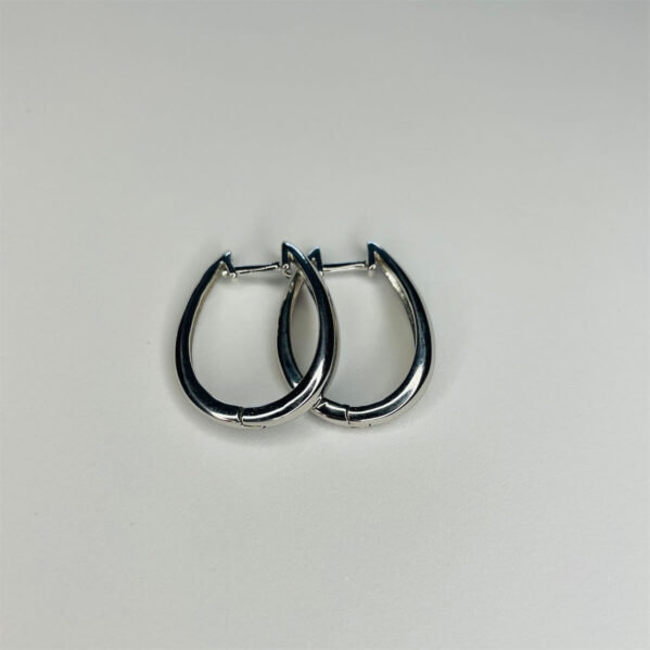 Oval Halka Küpe